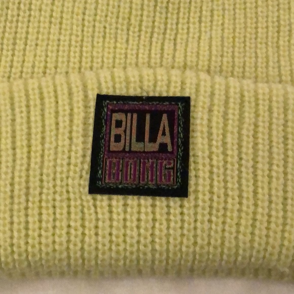 Billabong Walled Cuffed 100% Acrylic Ribbed Beanie Hat Light Green OS NWT - Picture 7 of 16
